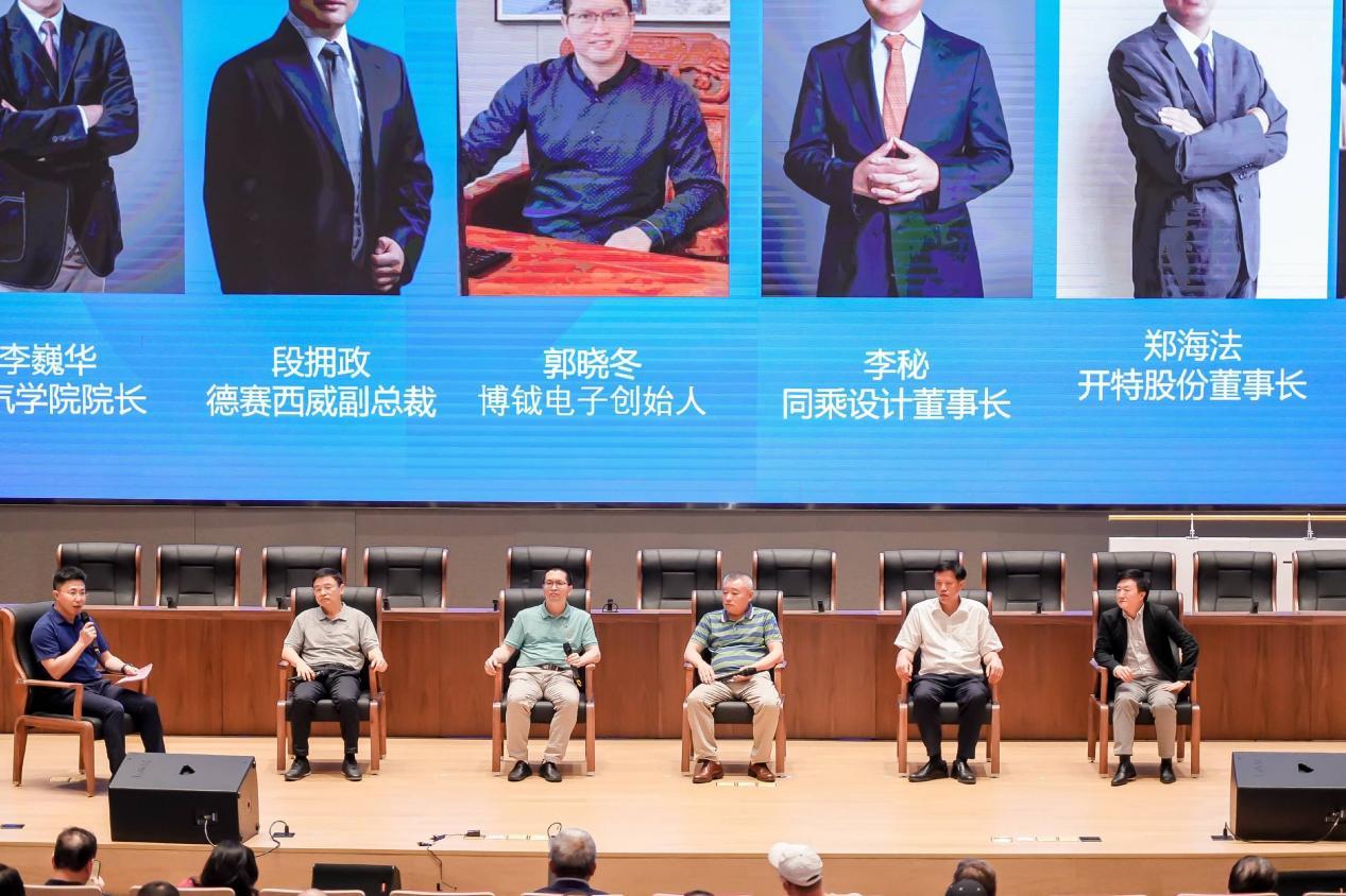中国智能新能源汽米乐 M6米乐车一路狂飙“华工系汽车人”成技术中流砥柱(图4)